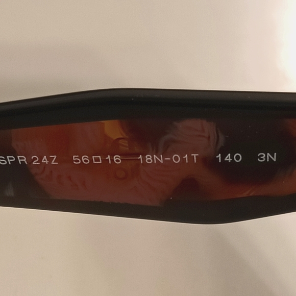 Prada sunglasses - Picture 5 of 5